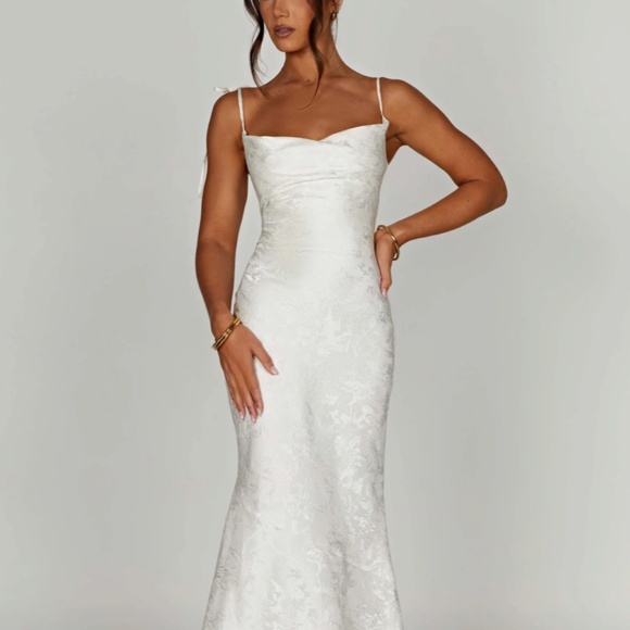 NWT Baby Boo WHITNEY MAXI DRESS - IVORY - Picture 1 of 10